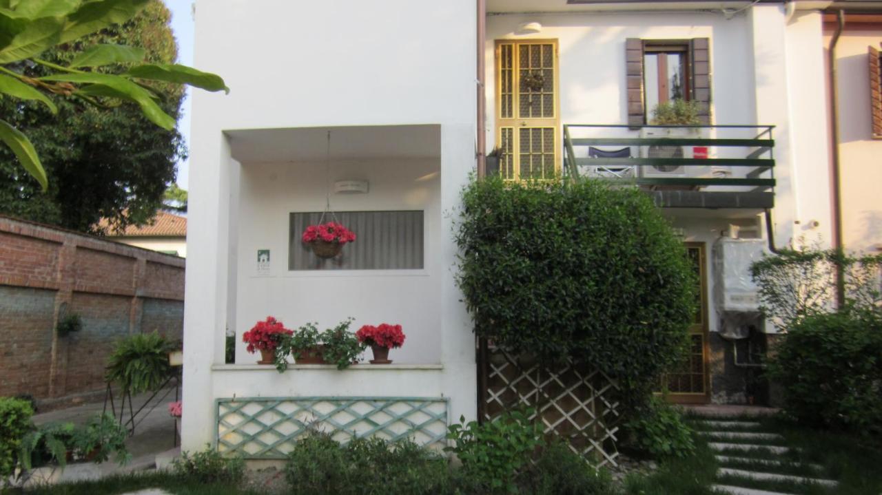 A Casa Di Dora Bed & Breakfast Treviso Ngoại thất bức ảnh